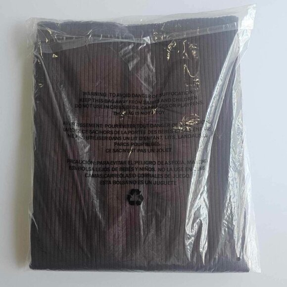 Brunette The Label,Women's The Ribbed Crew Neck Sweater-French Press. Size: XS/S - Picture 7 of 11